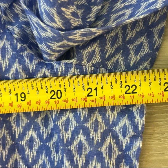 Chicos Shirt Bundle Of 5 NWT Mixed Styles Button Up  Size 2 Retail Value $435 - Picture 5 of 15